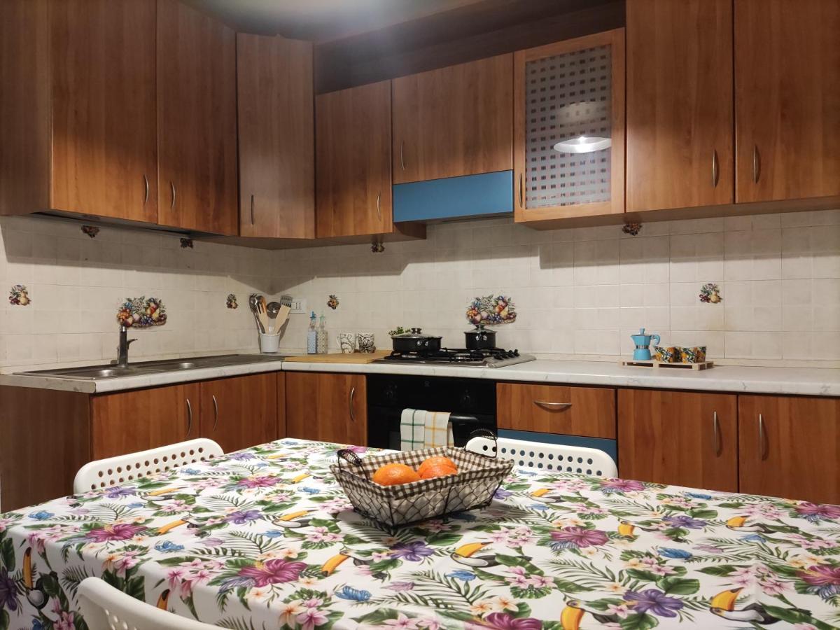 Ferienwohnung La Dimora Fiorita CTA Exterior foto